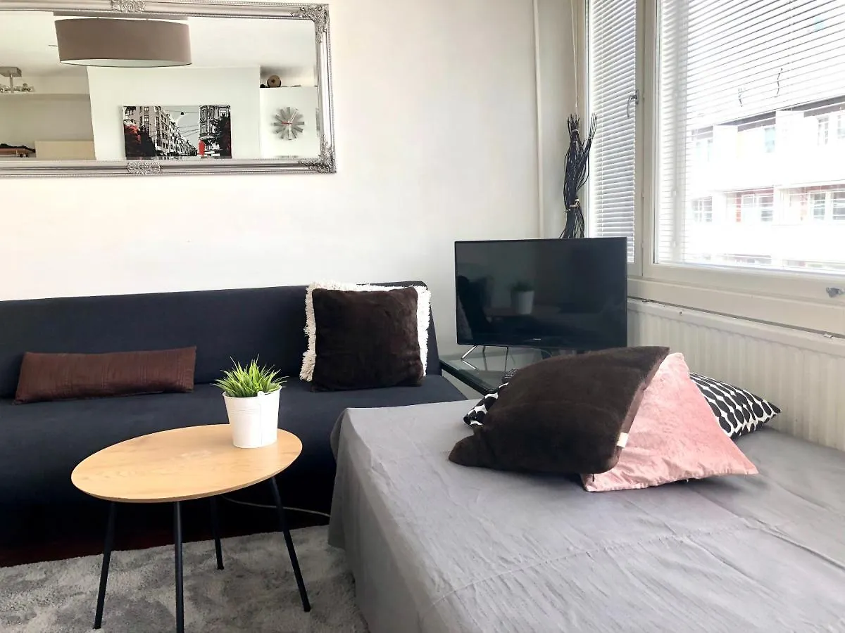 Sweethome Studio 48 City Center Аlbertinkatu Helsinki